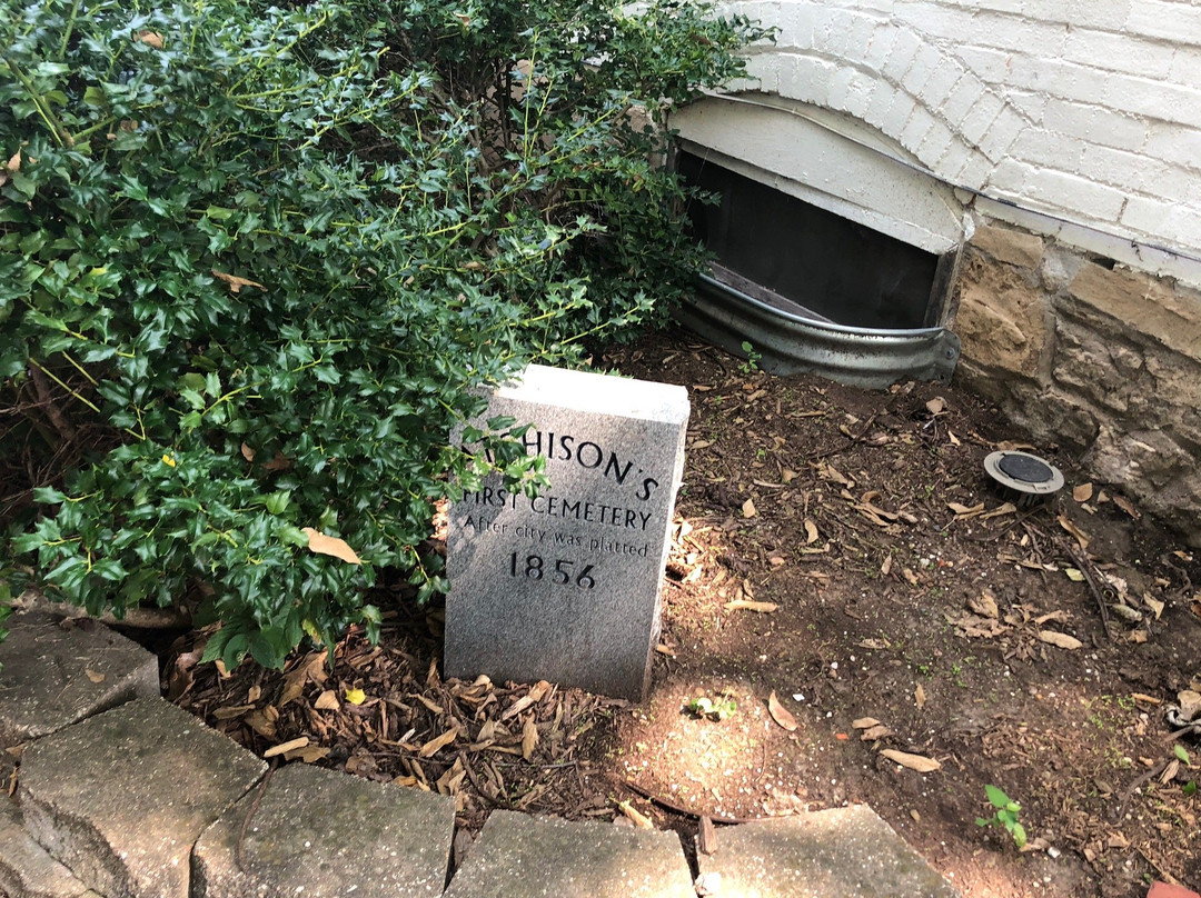 Evah C. Cray Historical Home-Atchison必去景点