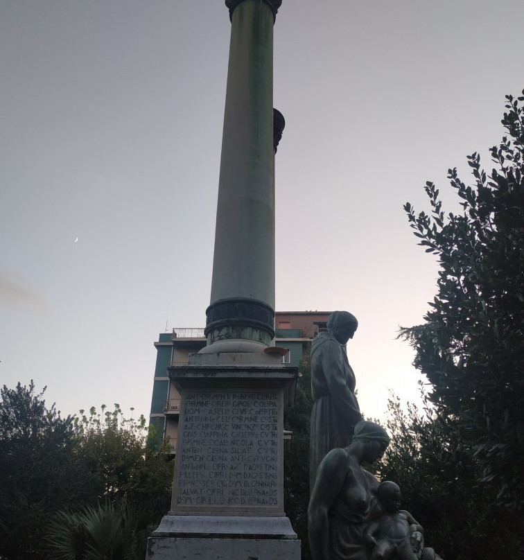 Monumento Ai Caduti-Palmi必去景点