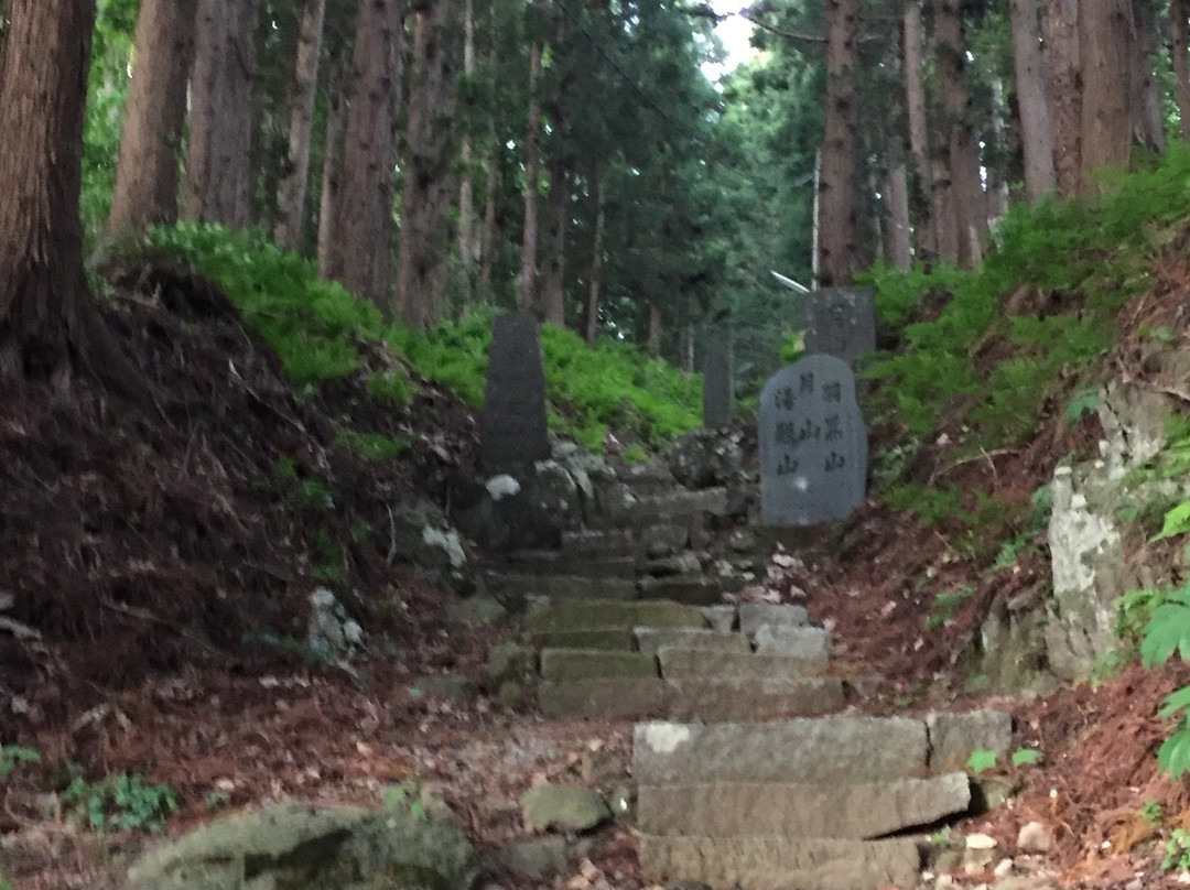 Kuroiwa Shiroyama Shrine-北上市必去景点