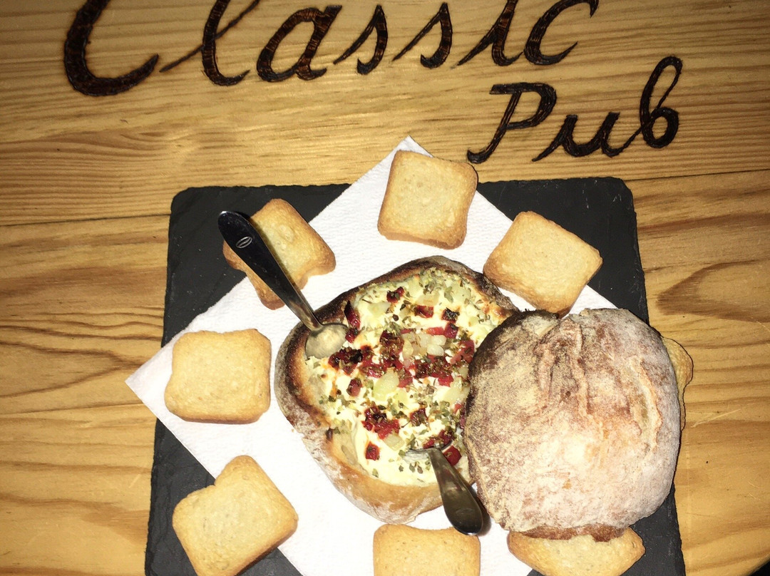 Classic Bar & Tapas景点图片