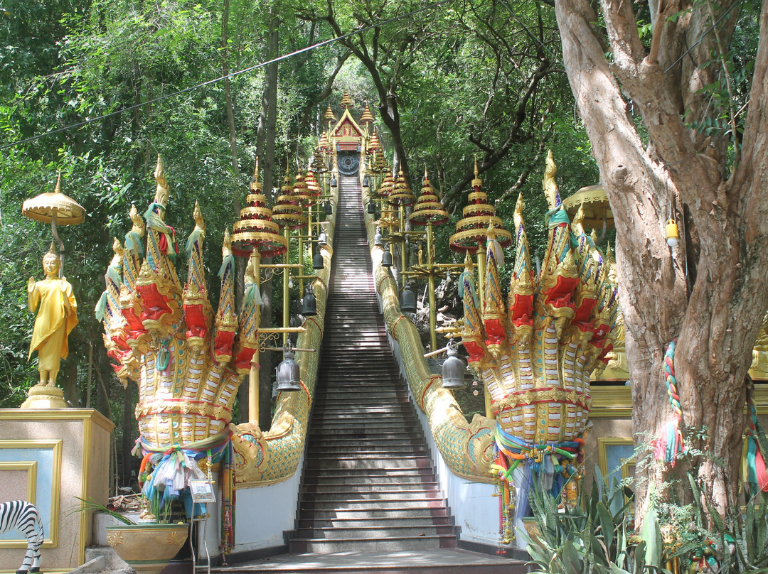 Wat Cha Am景点图片