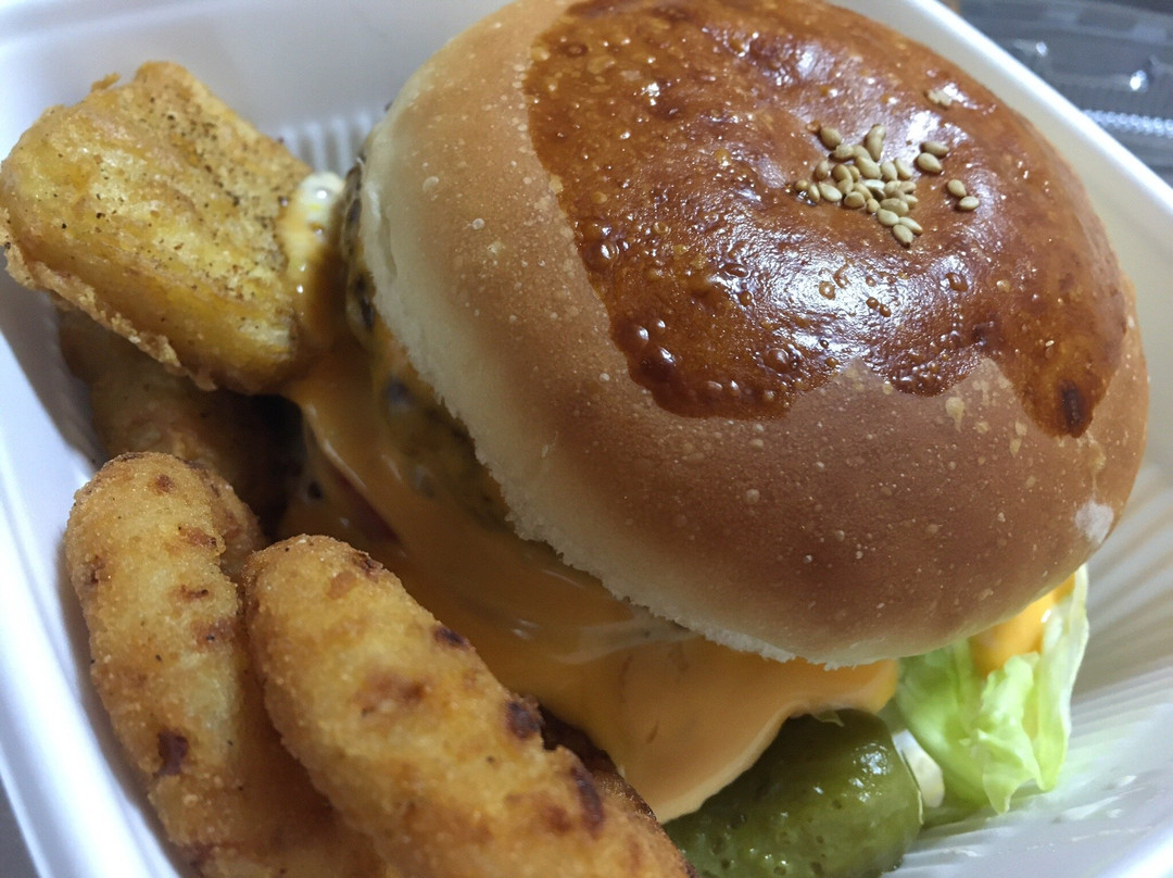 ハンバーガー ベースメント