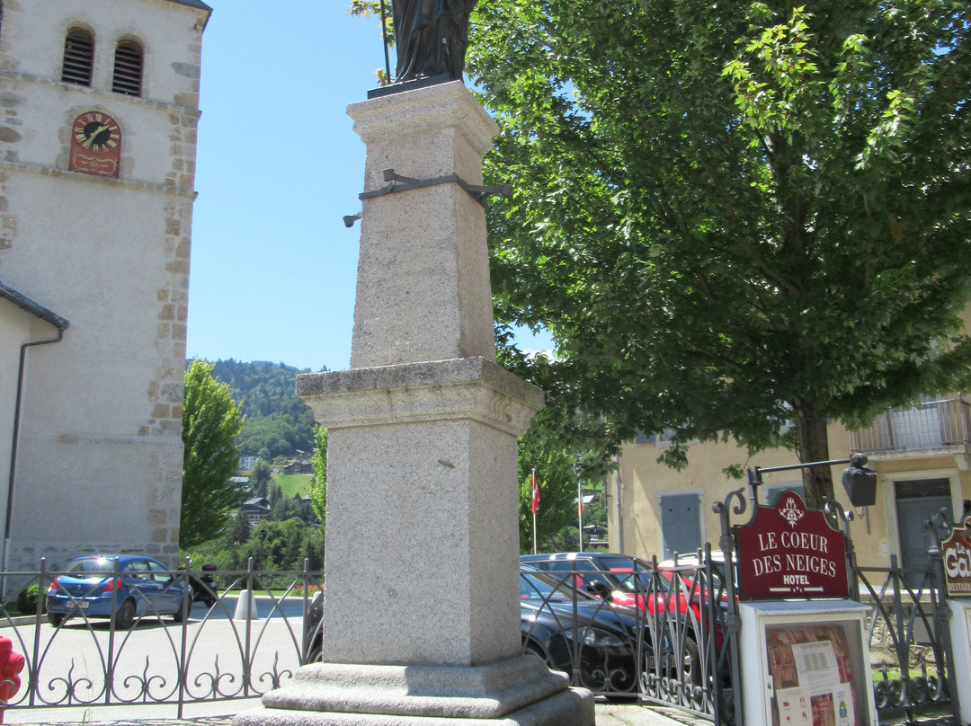 Statue de la Republique景点图片