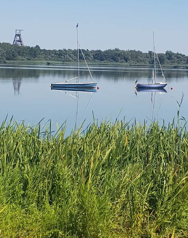 Base de Loisirs de Chabaud-Latour-Conde-sur-l'Escaut必去景点