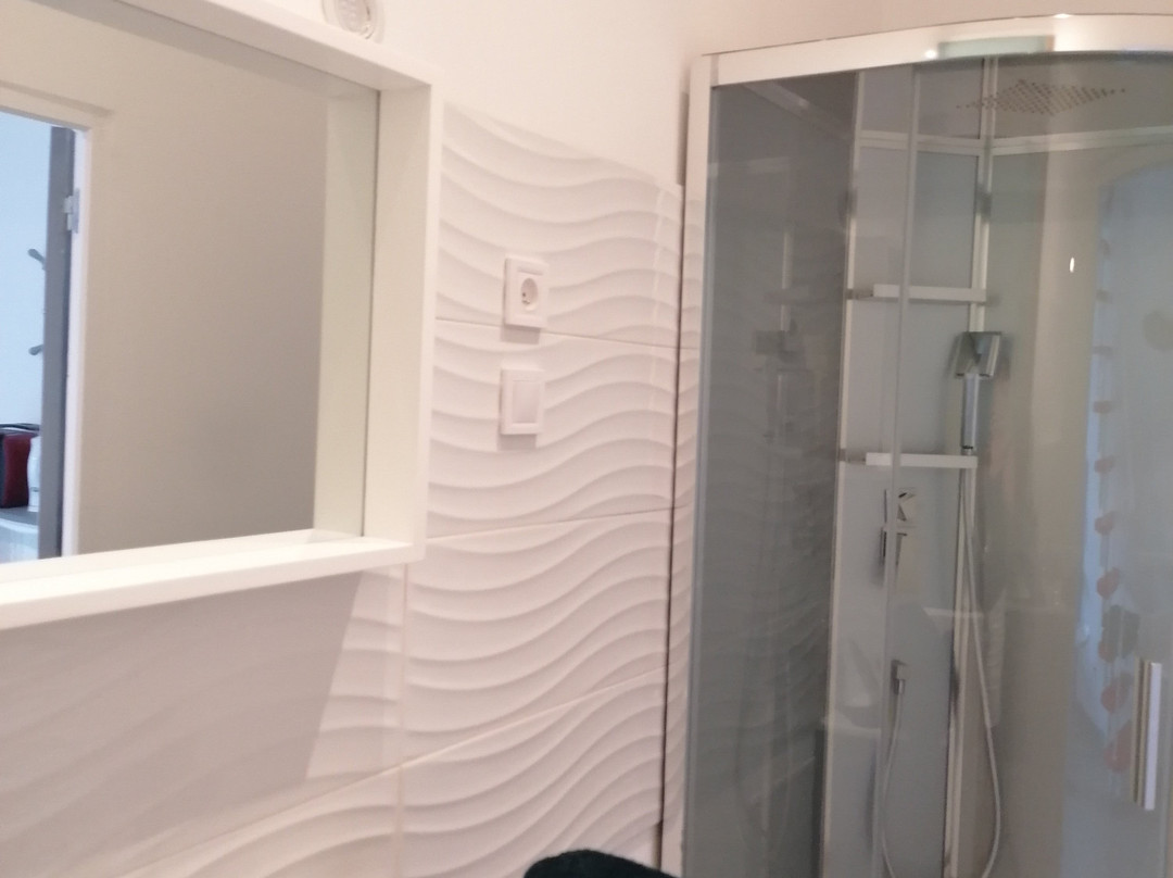 Le Petit Radieux主图