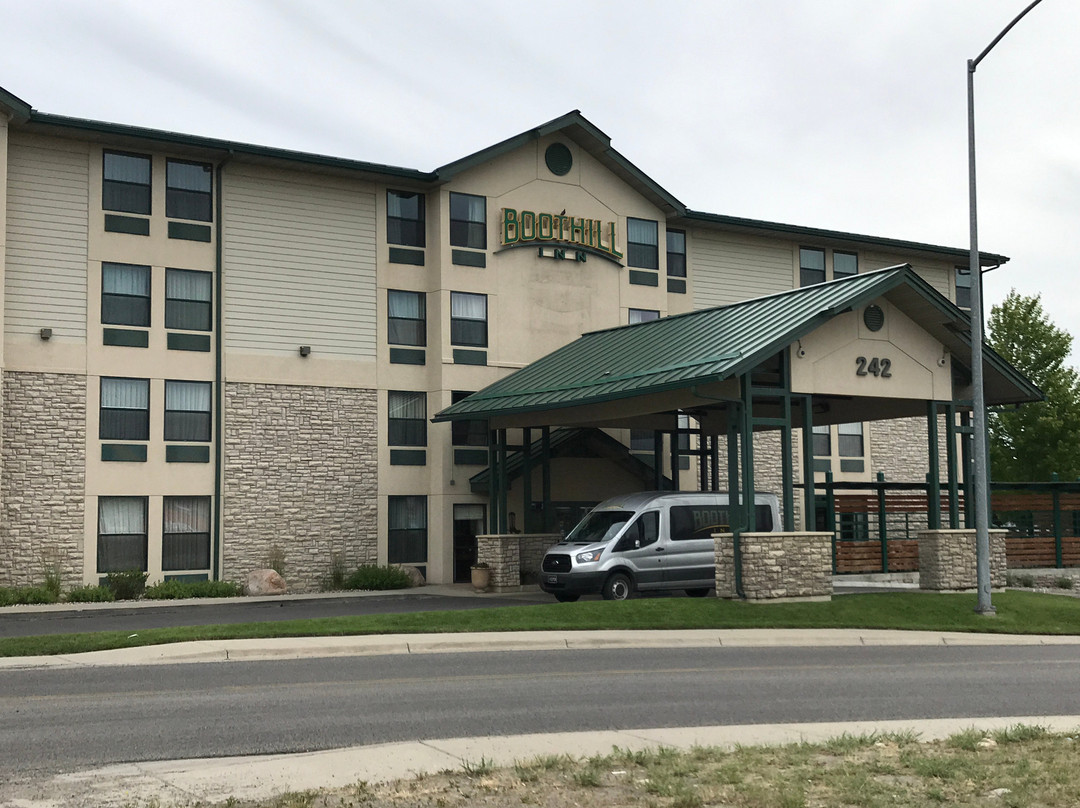 布特希尔套房酒店主图