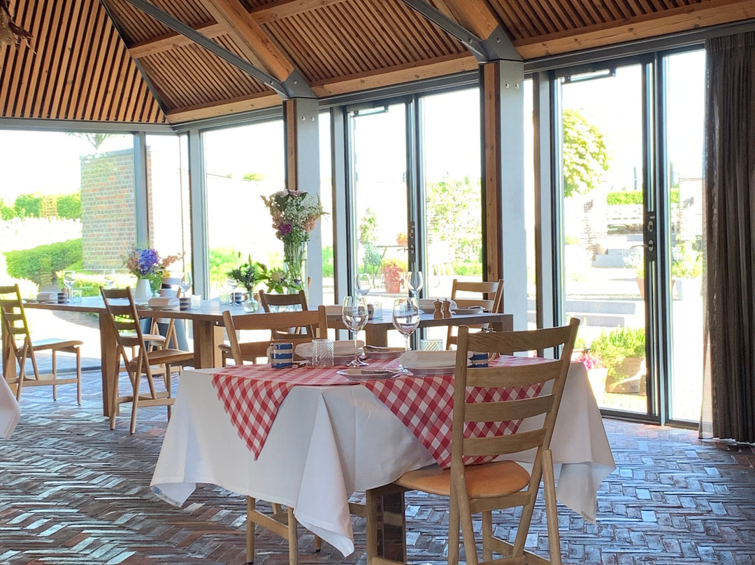 Henne Kirkeby Kro主图