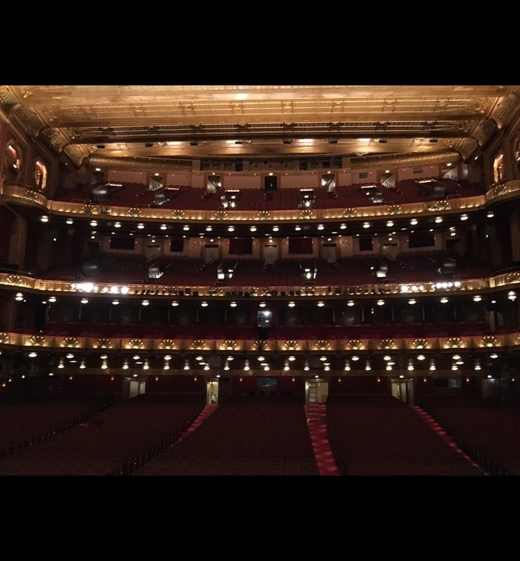 芝加哥歌剧院-芝加哥必去景点