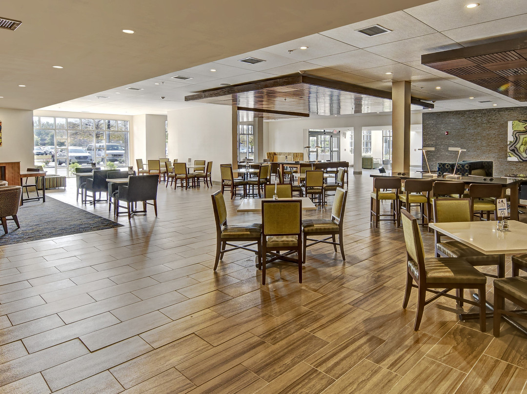 Holiday Inn Express Louisville Airport Expo Center By IHG主图