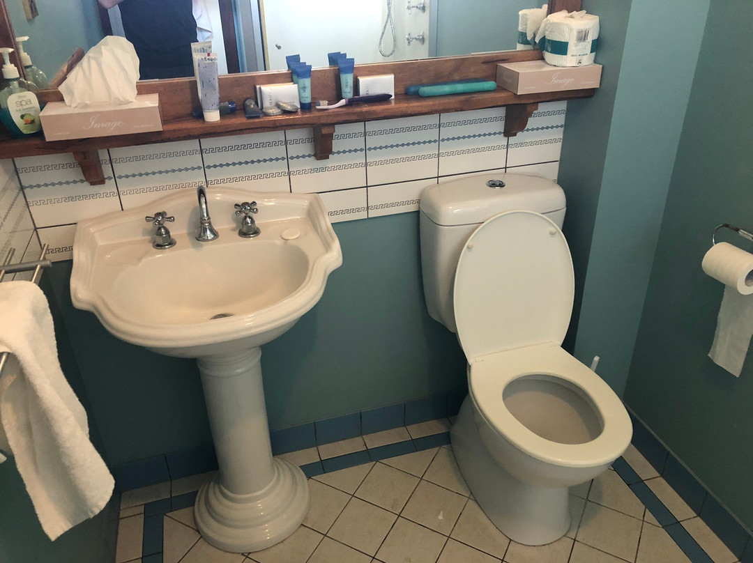 斯特林海军上将酒店主图