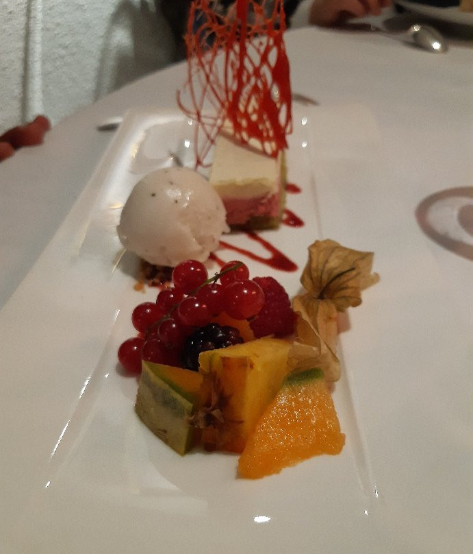 Hostellerie-Restaurant Les Gorges De L'Aveyron主图