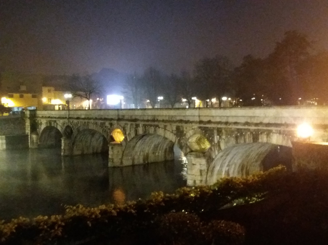 Ponte dos Arcos景点图片