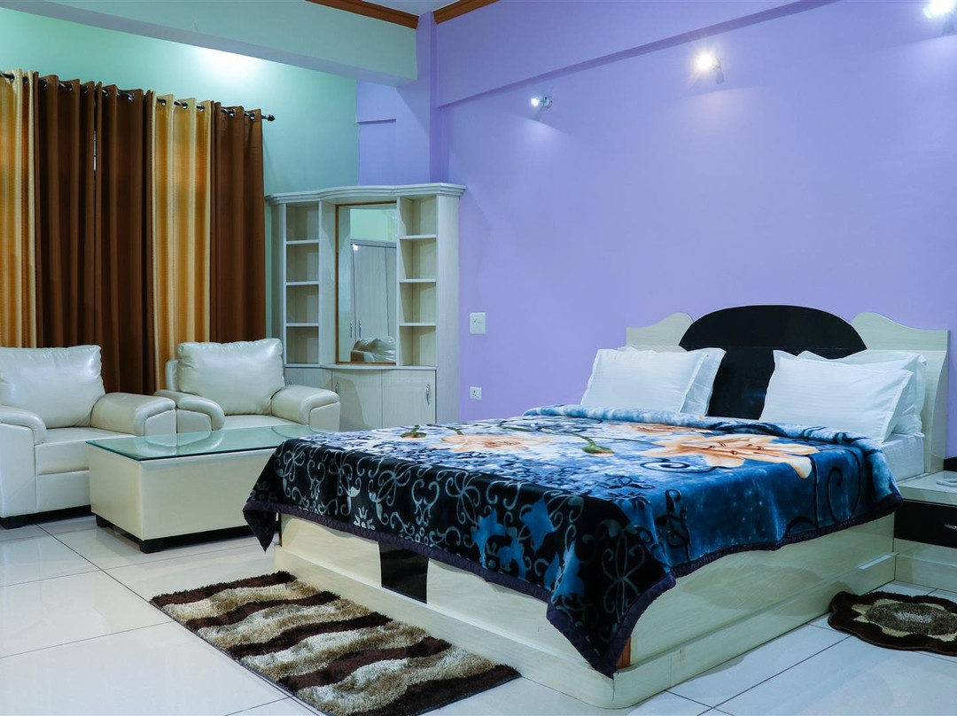 Gunjyal Madhur Residency主图