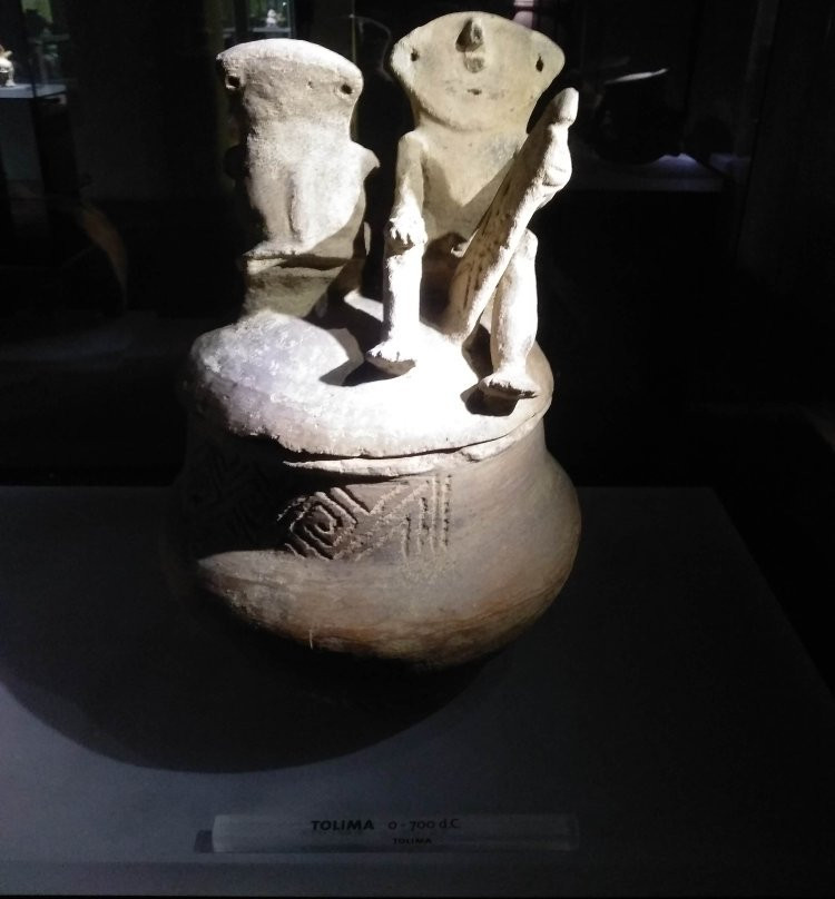 Museo de Arte Colonial y Religioso La Merced-卡利必去景点