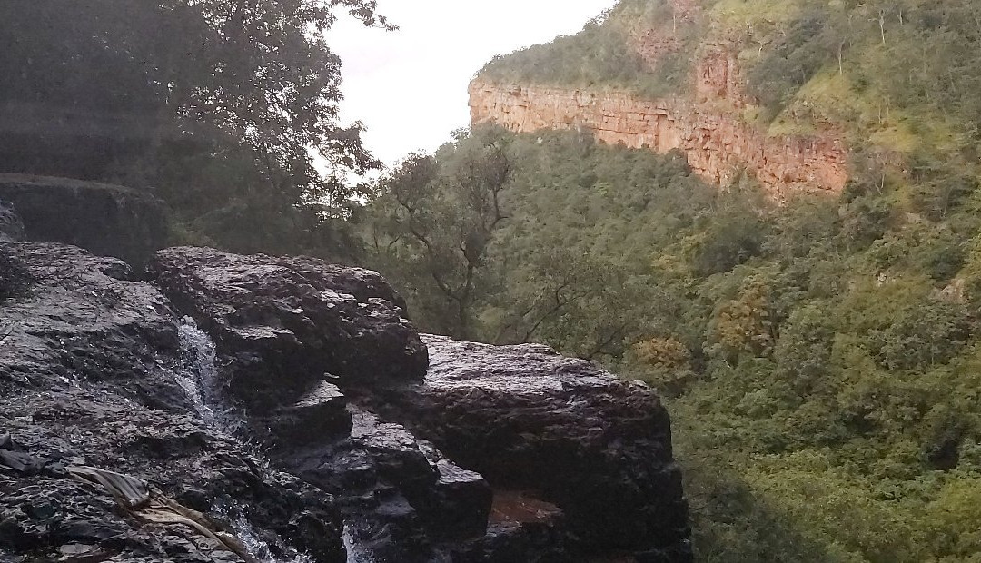 Talakona Waterfall景点图片