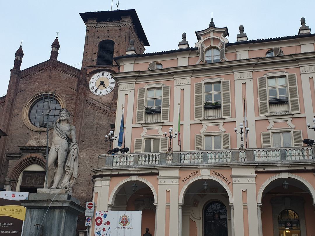 Centro Storico di Moncalieri景点图片