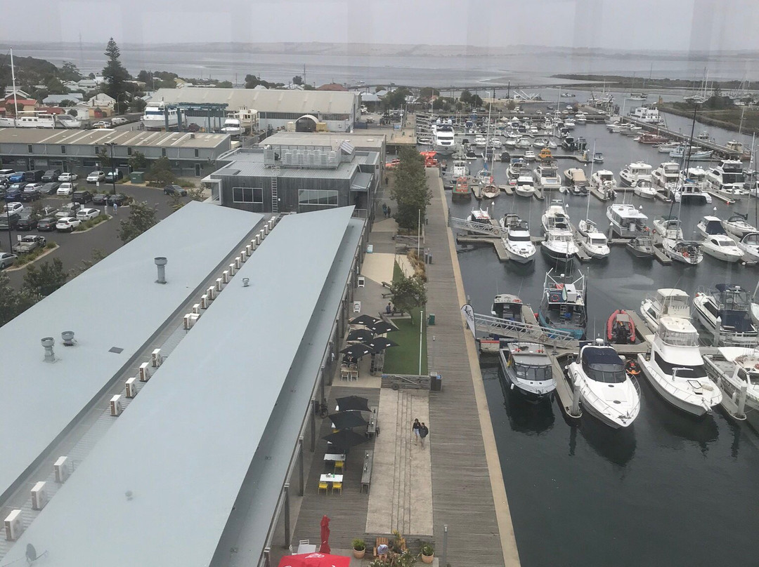 Queenscliff Harbour景点图片