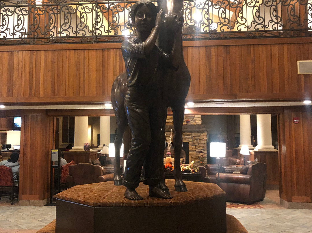 MCM Elegante Lodge & Resort主图