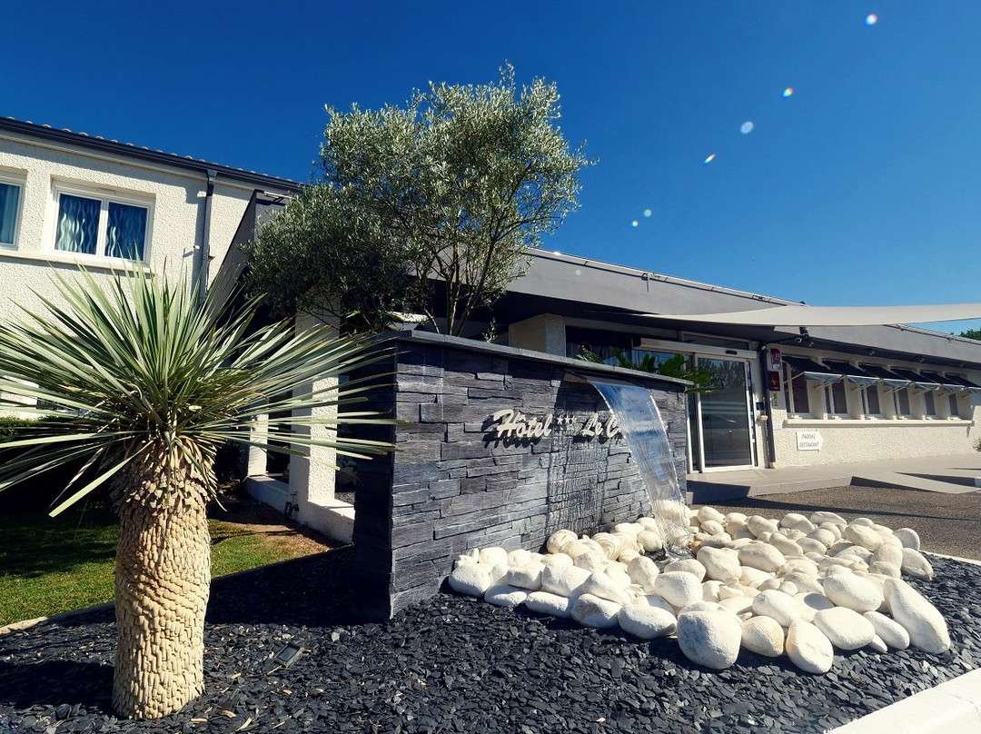Logis Hôtel le Capricorne主图