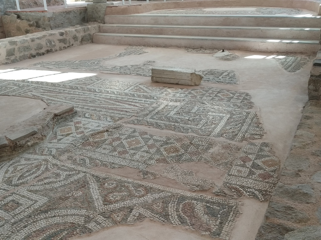 Small Basilica Of Philippopolis景点图片