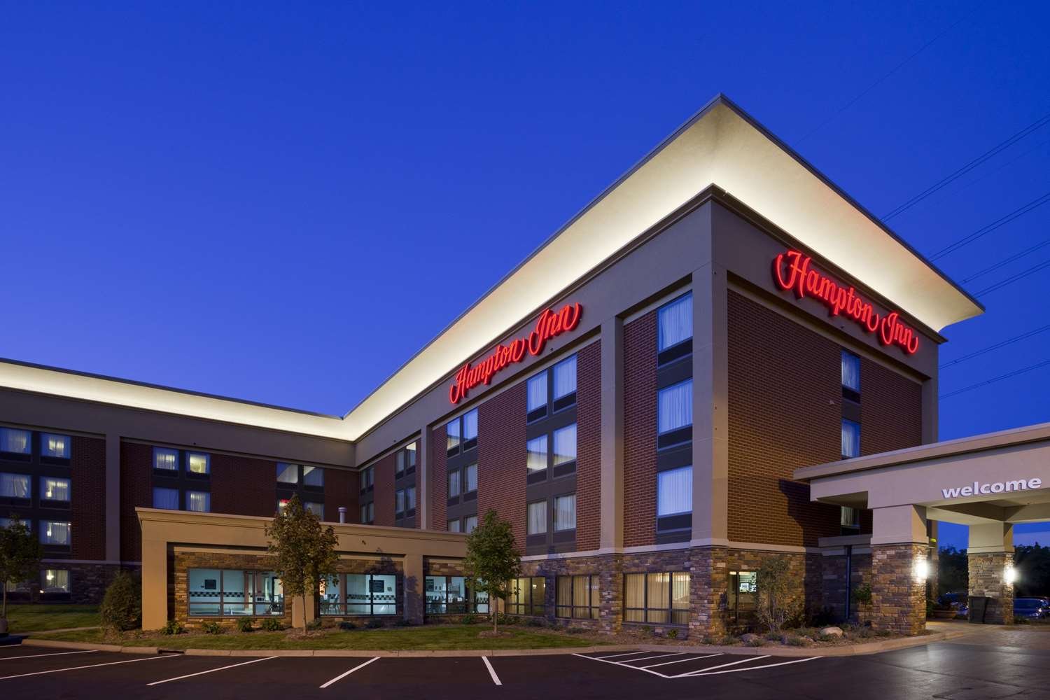 Hampton Inn Minneapolis NW Maple Grove-官方