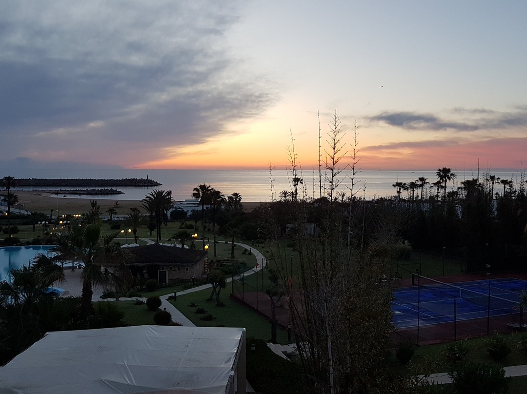 斯密尔温泉水疗码头酒店主图