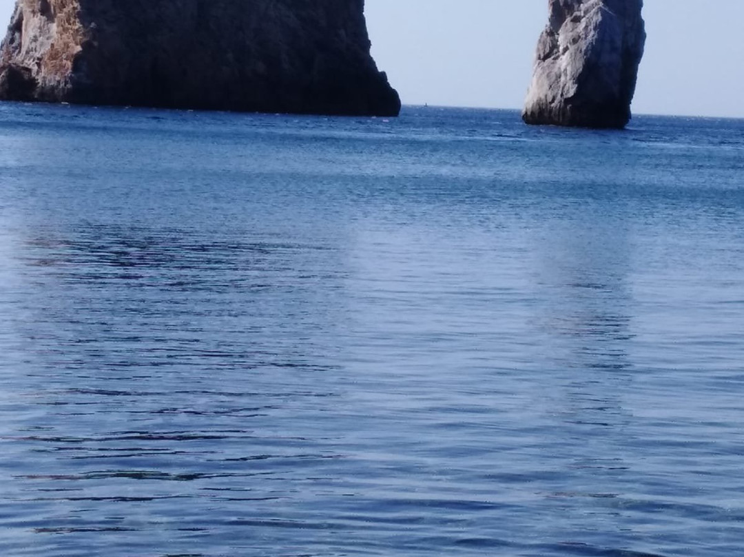 Spiaggia di Portu Banda-Nebida必去景点