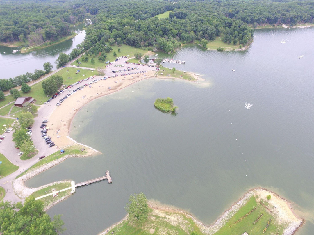 Raccoon Lake Boat Rental景点图片