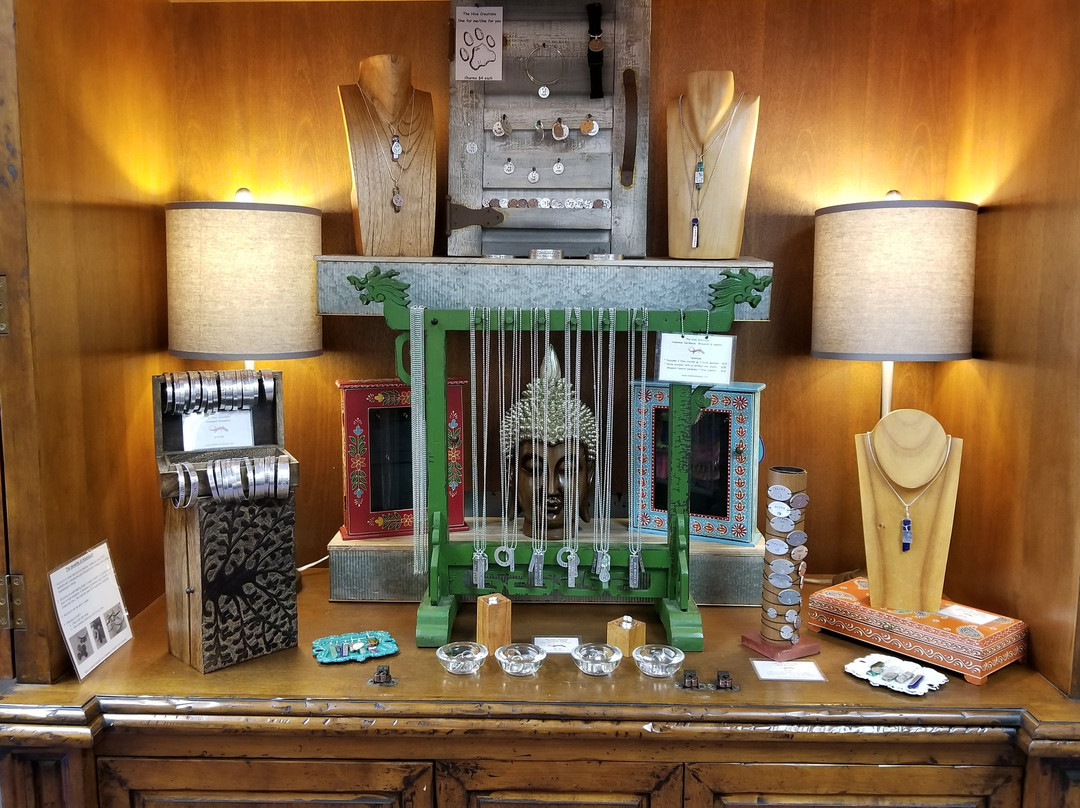 The Hive Creations-布雷登顿必去景点