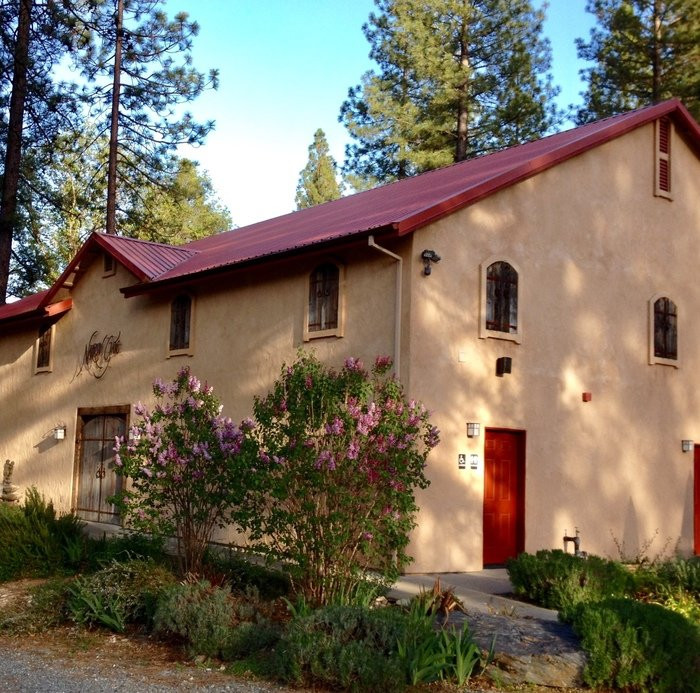 Narrow Gate Vineyards