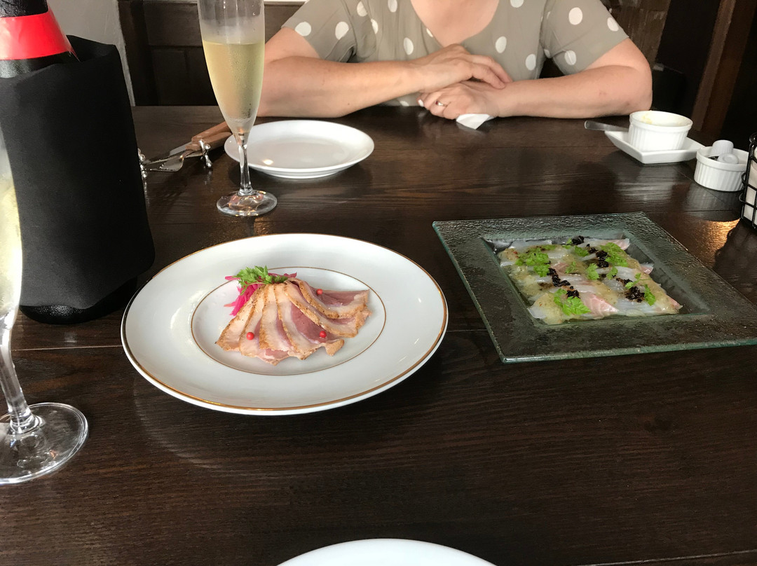 ビストロ ディモンシュ