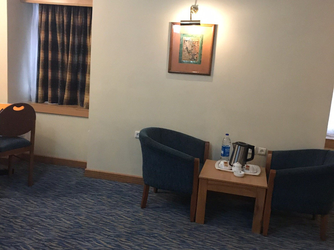 帕尔斯国际大酒店主图