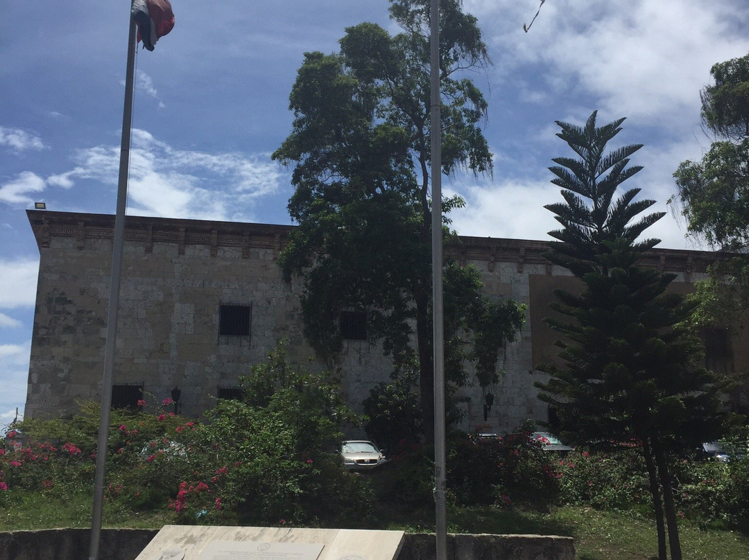 Statue of Nicolas de Ovando-圣多明哥必去景点