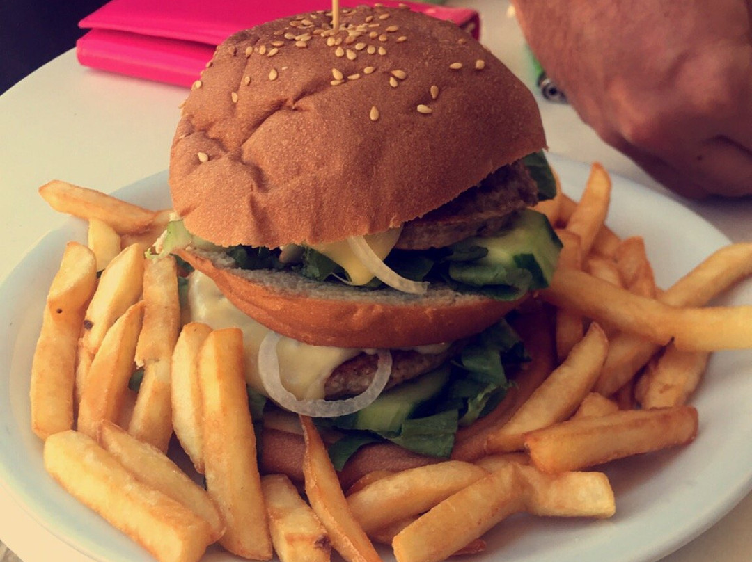 Odysseus & Agnes Apartments主图