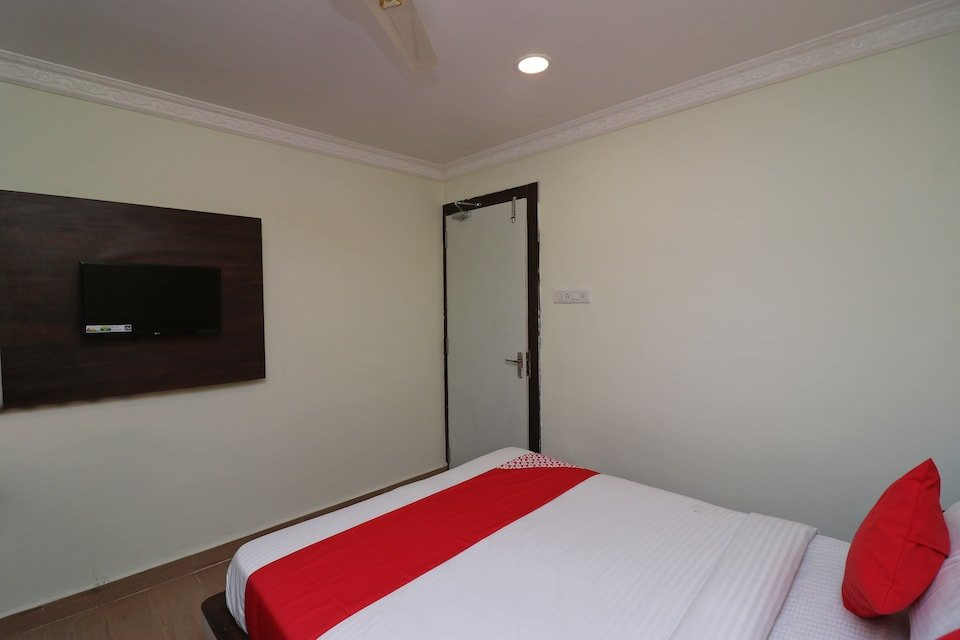 OYO 27602 Hotel Green Space主图