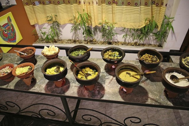 休闲山景假日酒店主图