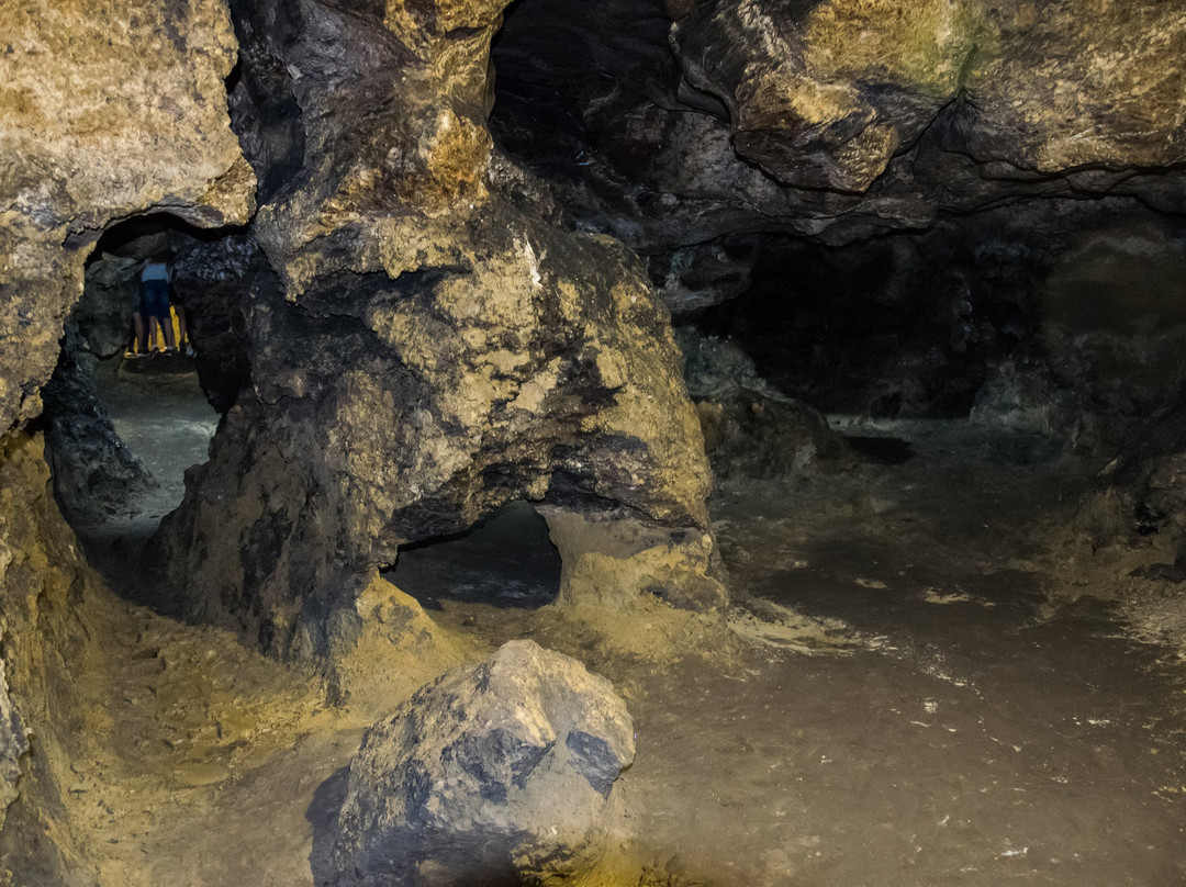 Cave Verteba-Borschiv必去景点