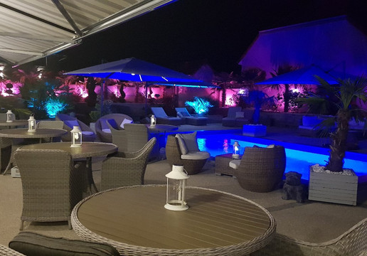 Gîte de la Villa de la Croix Avec Piscine et Parking à 4 Minutes de l'A26主图