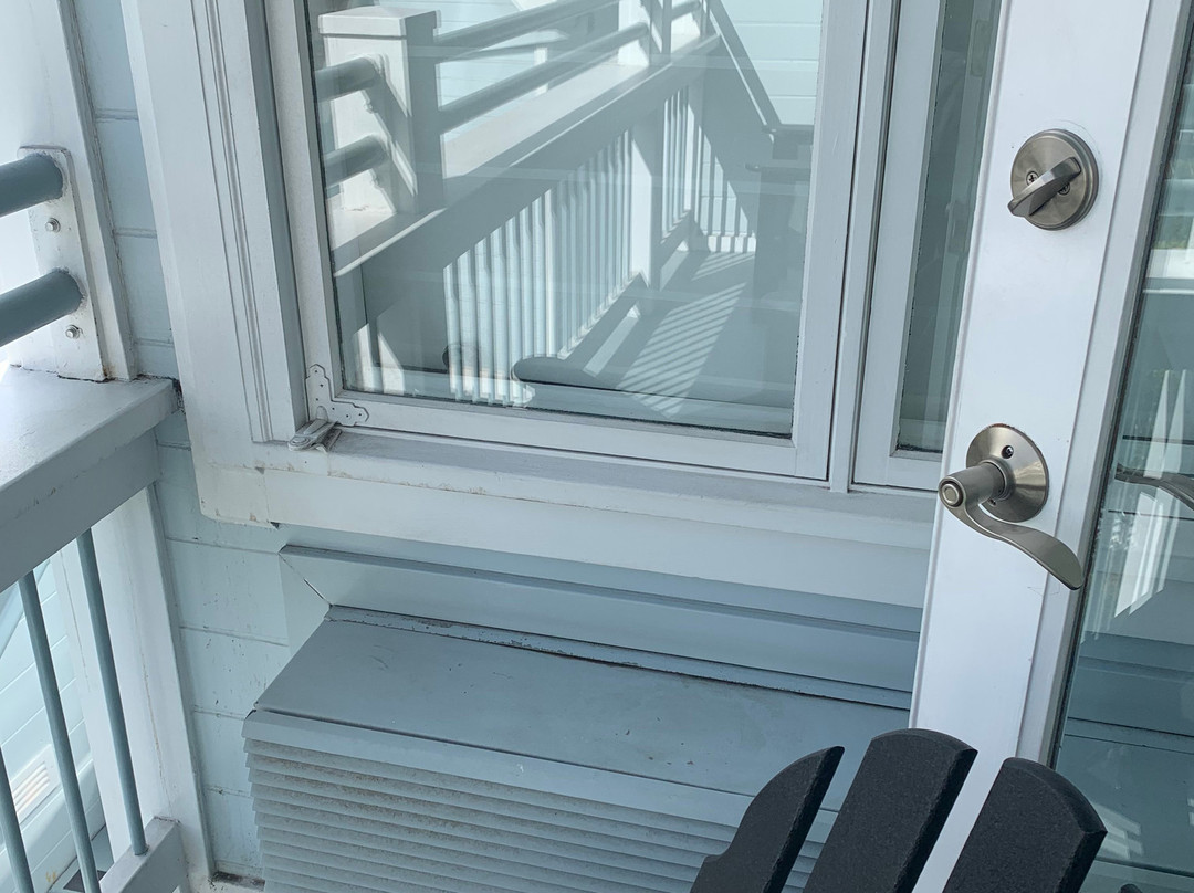 野草莓Spa酒店主图