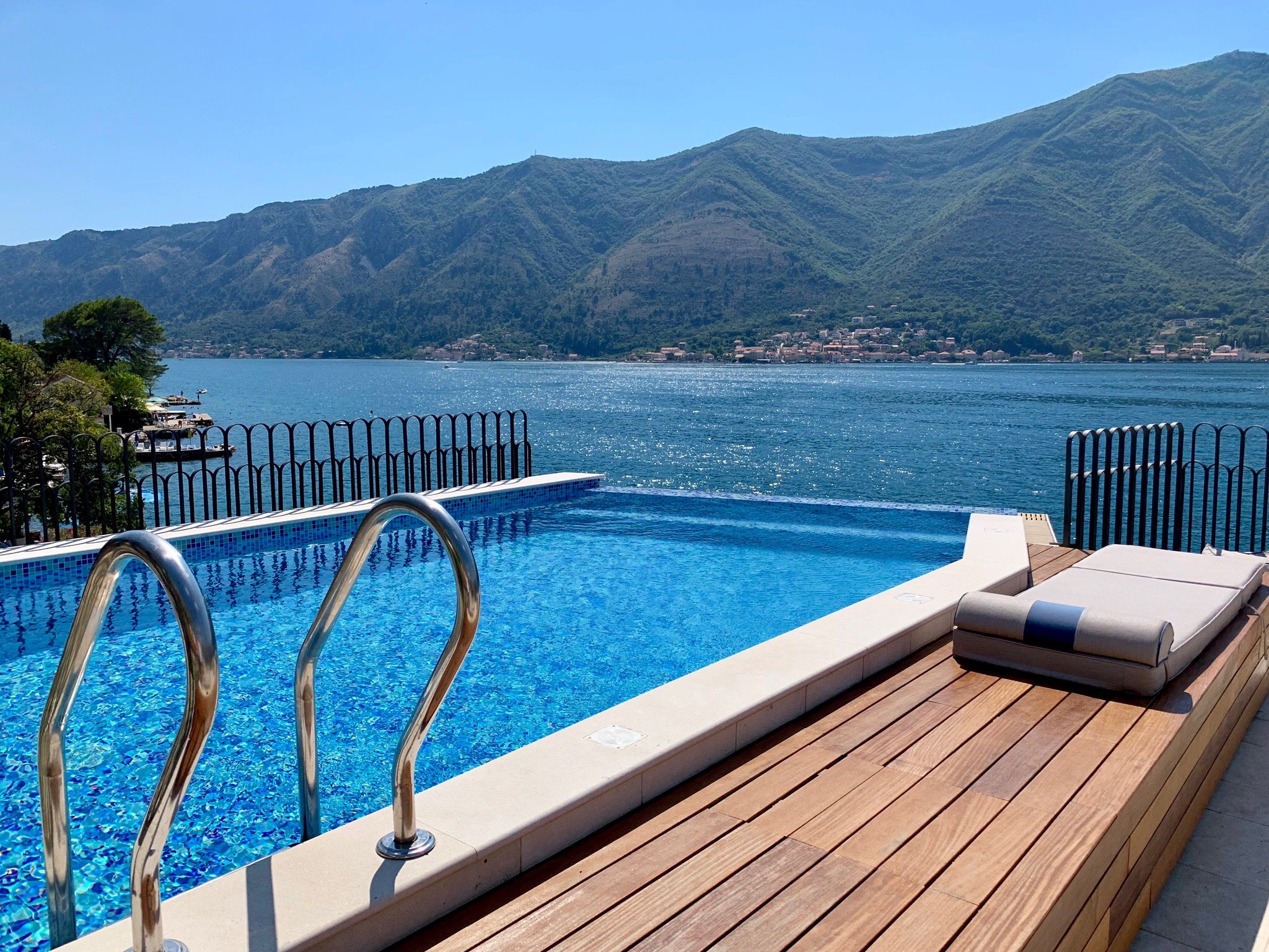 Corso Levante Luxury Suites Dobrota-官方