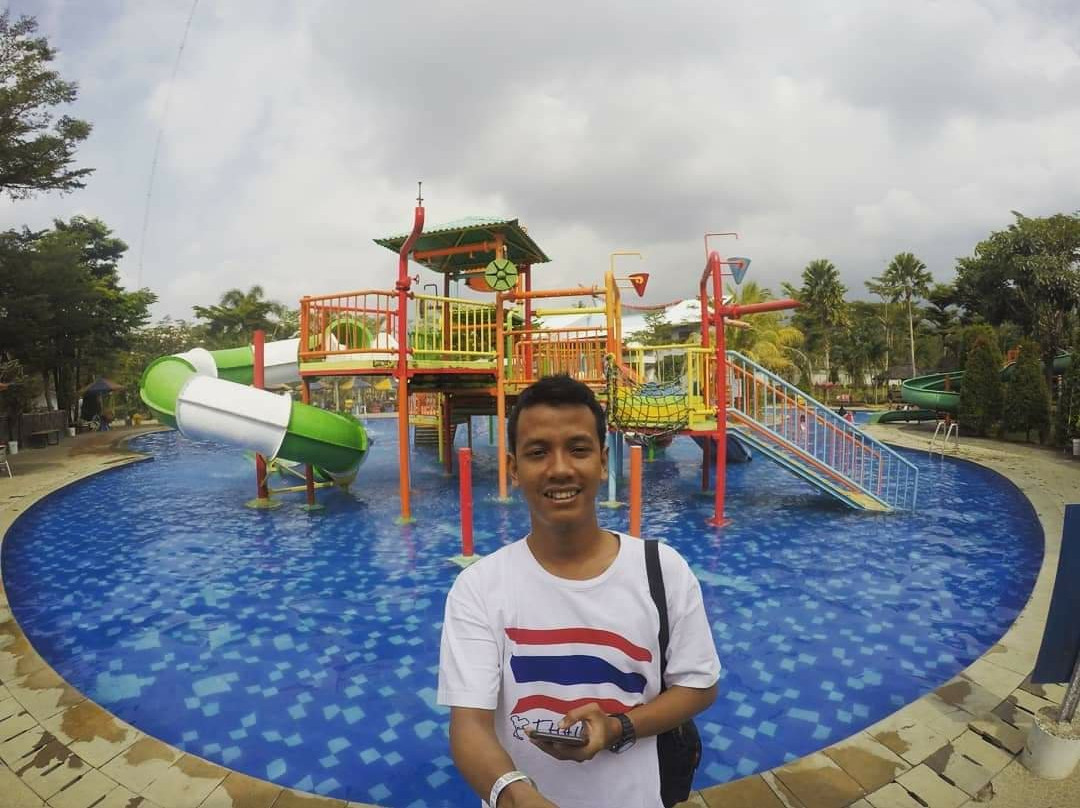 Sangkan Park Hotel & Resort主图