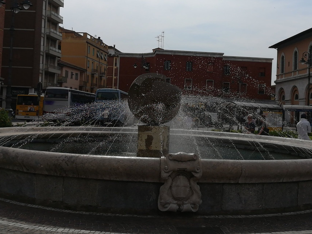 Fontana della Stazione di Pisa-比萨必去景点