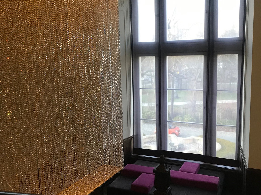 Platinum Palace Hotel主图