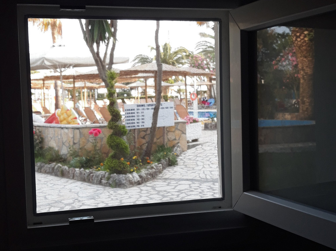 Angela Beach Corfu Hotel & Apartments主图