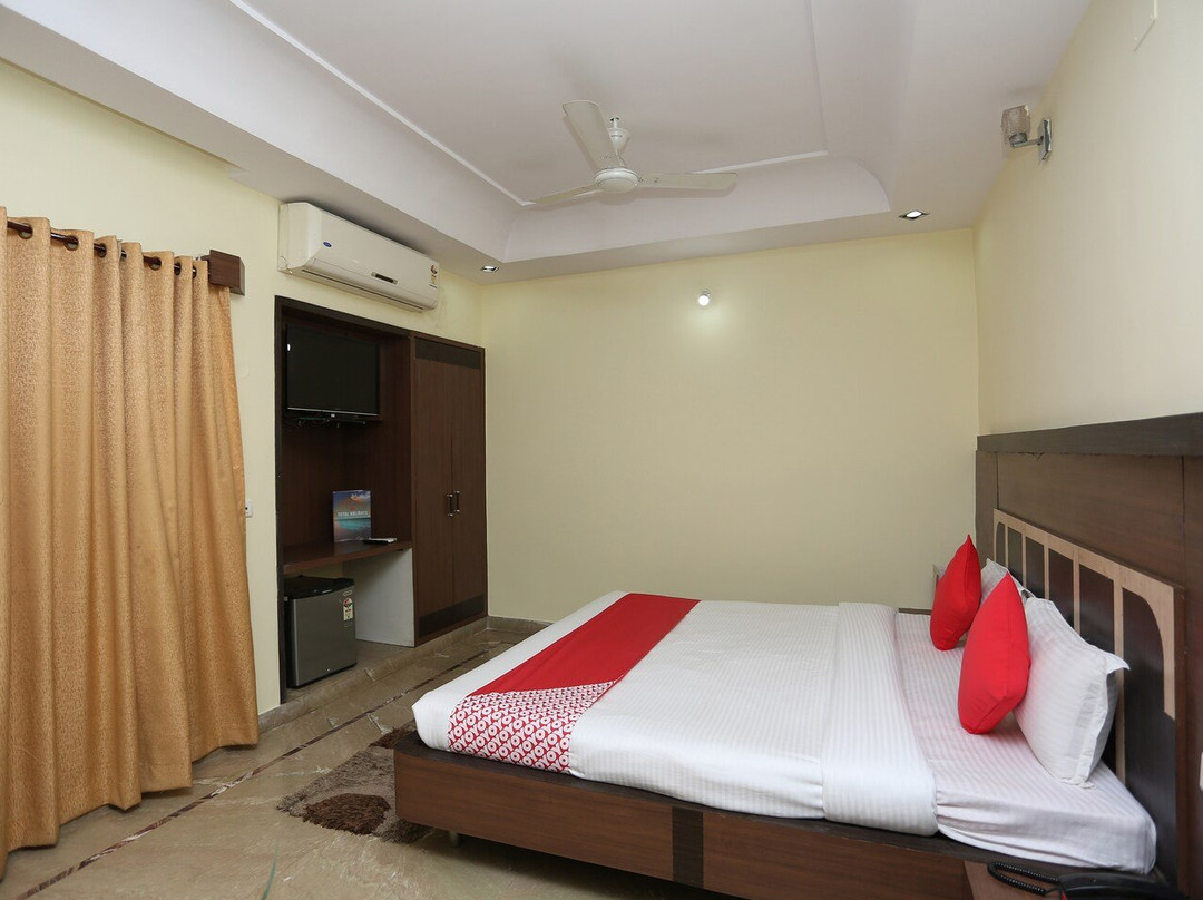 OYO 8625 Yogendra Residency主图