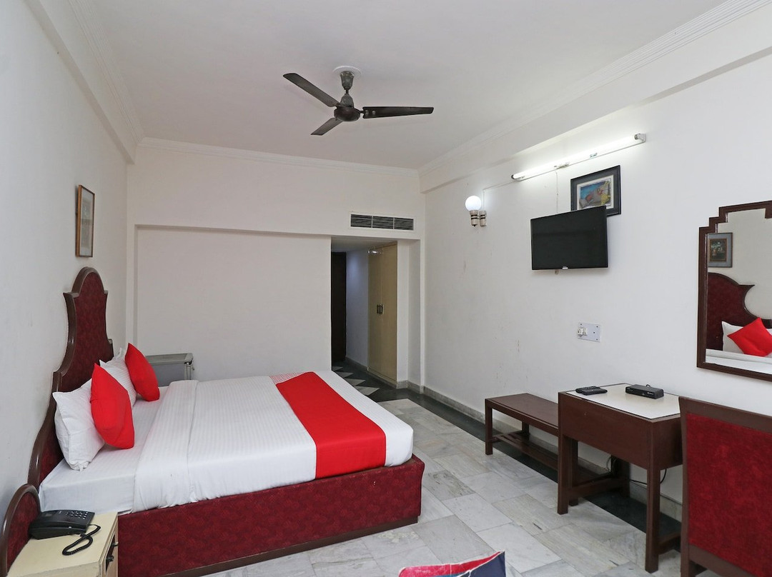 Capital O 29566 Hotel Mid Town主图