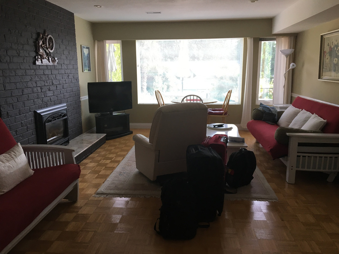 Mountain Bed & Breakfast主图