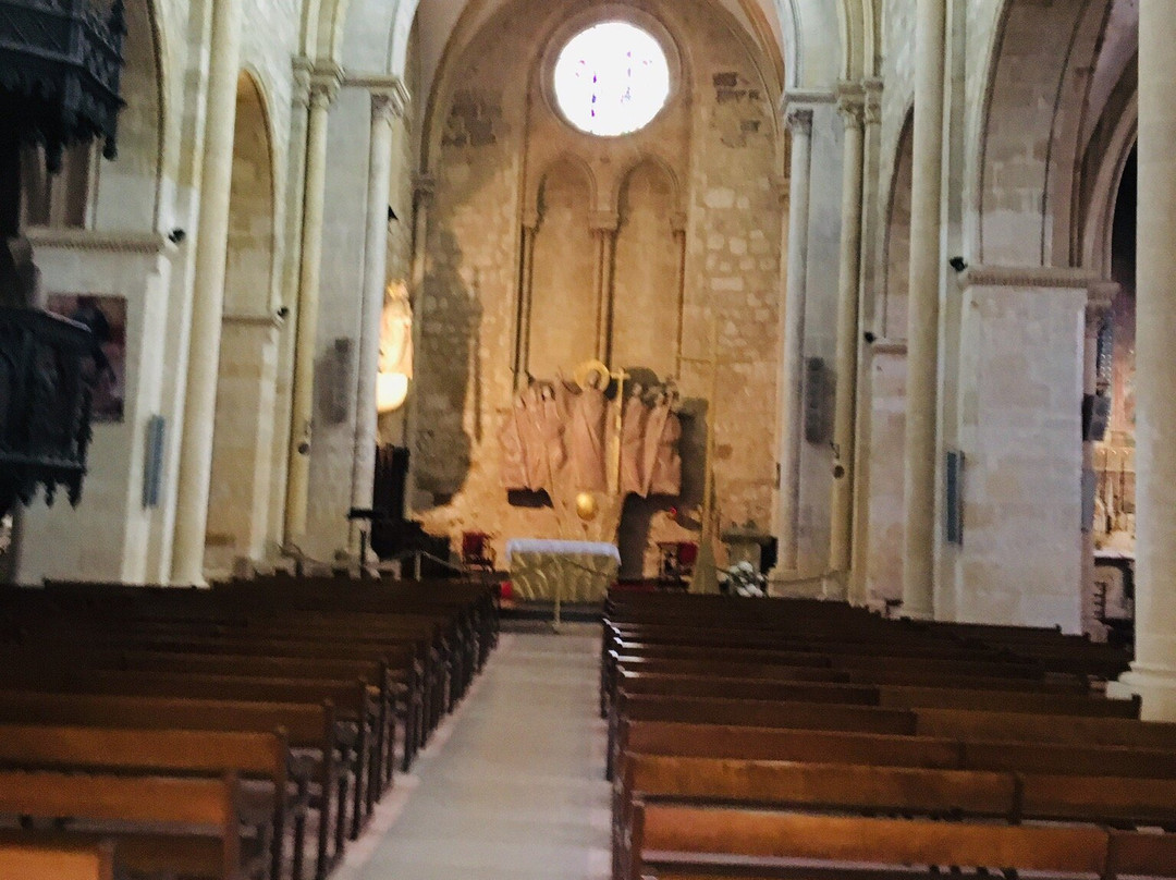 St. Jacques Church景点图片