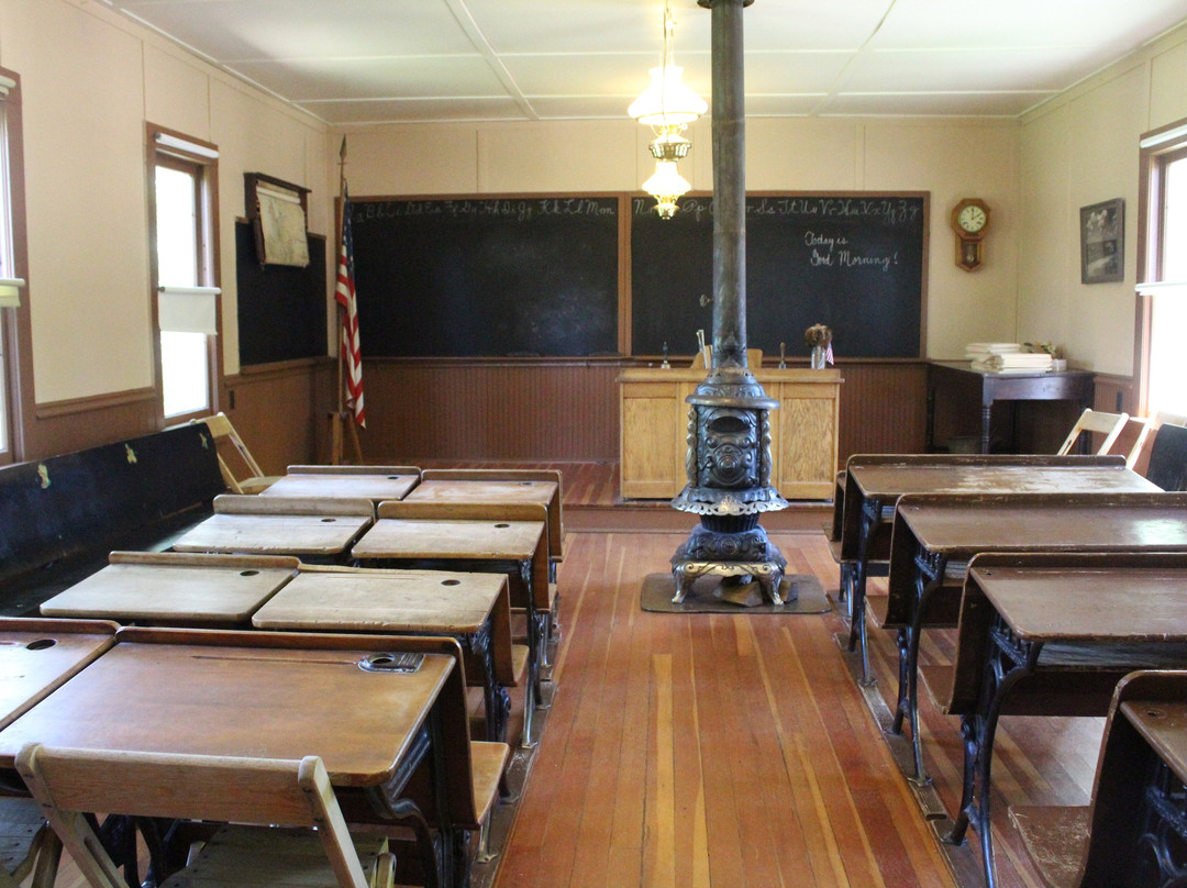 Centennial Village Museum-格里利必去景点