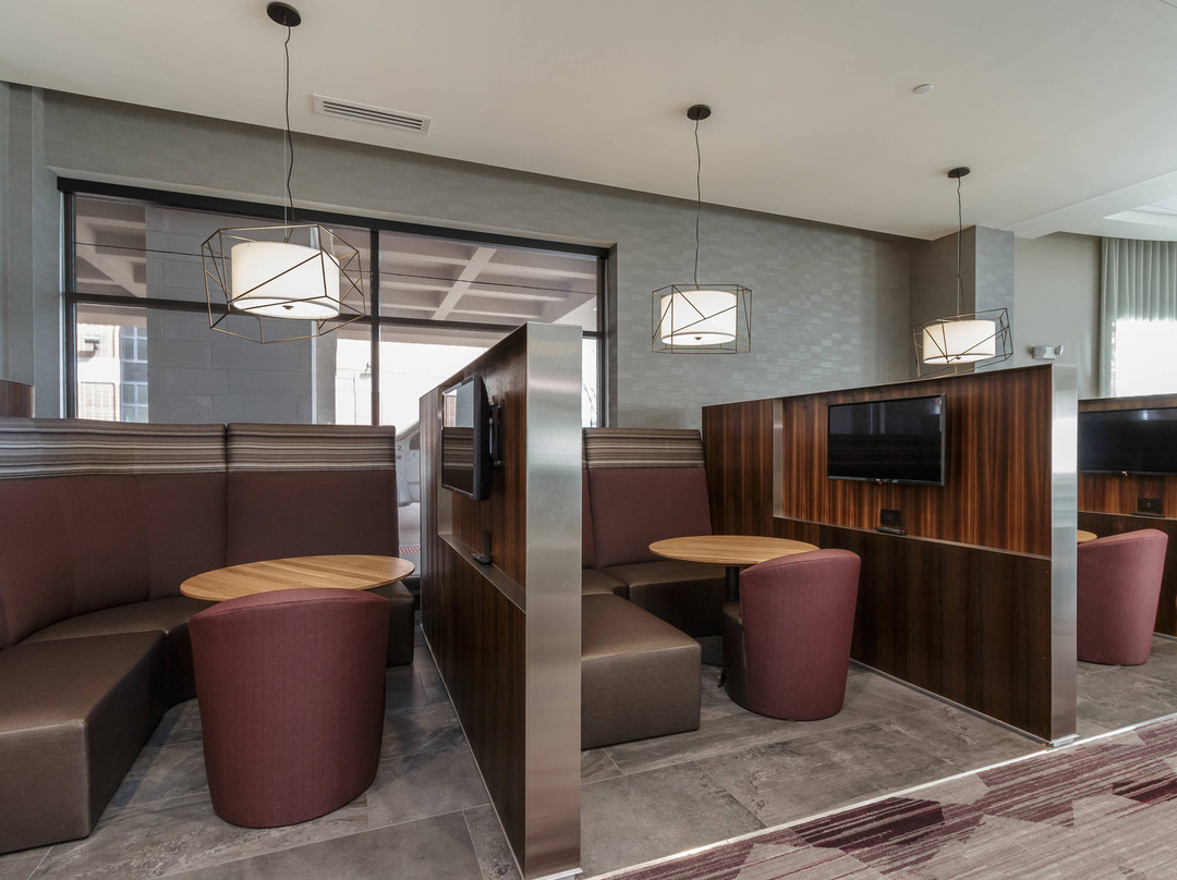 Courtyard South Bend Downtown主图